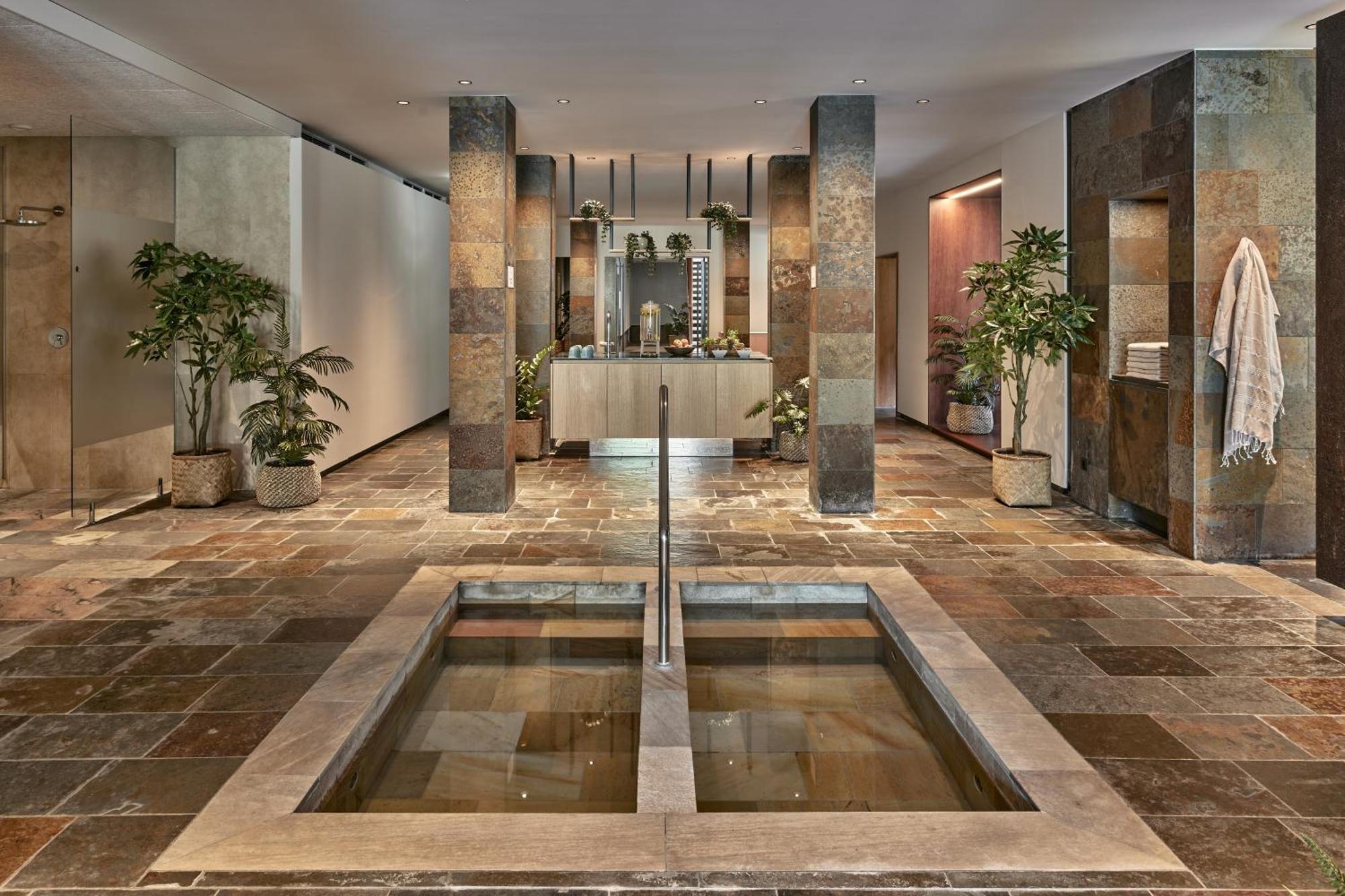 Falkensteiner Hotel & Spa Carinzia Superior Tröpolach Exteriör bild