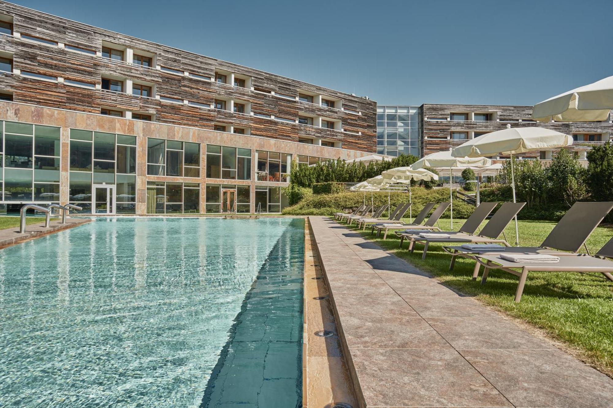 Falkensteiner Hotel & Spa Carinzia Superior Tröpolach Exteriör bild